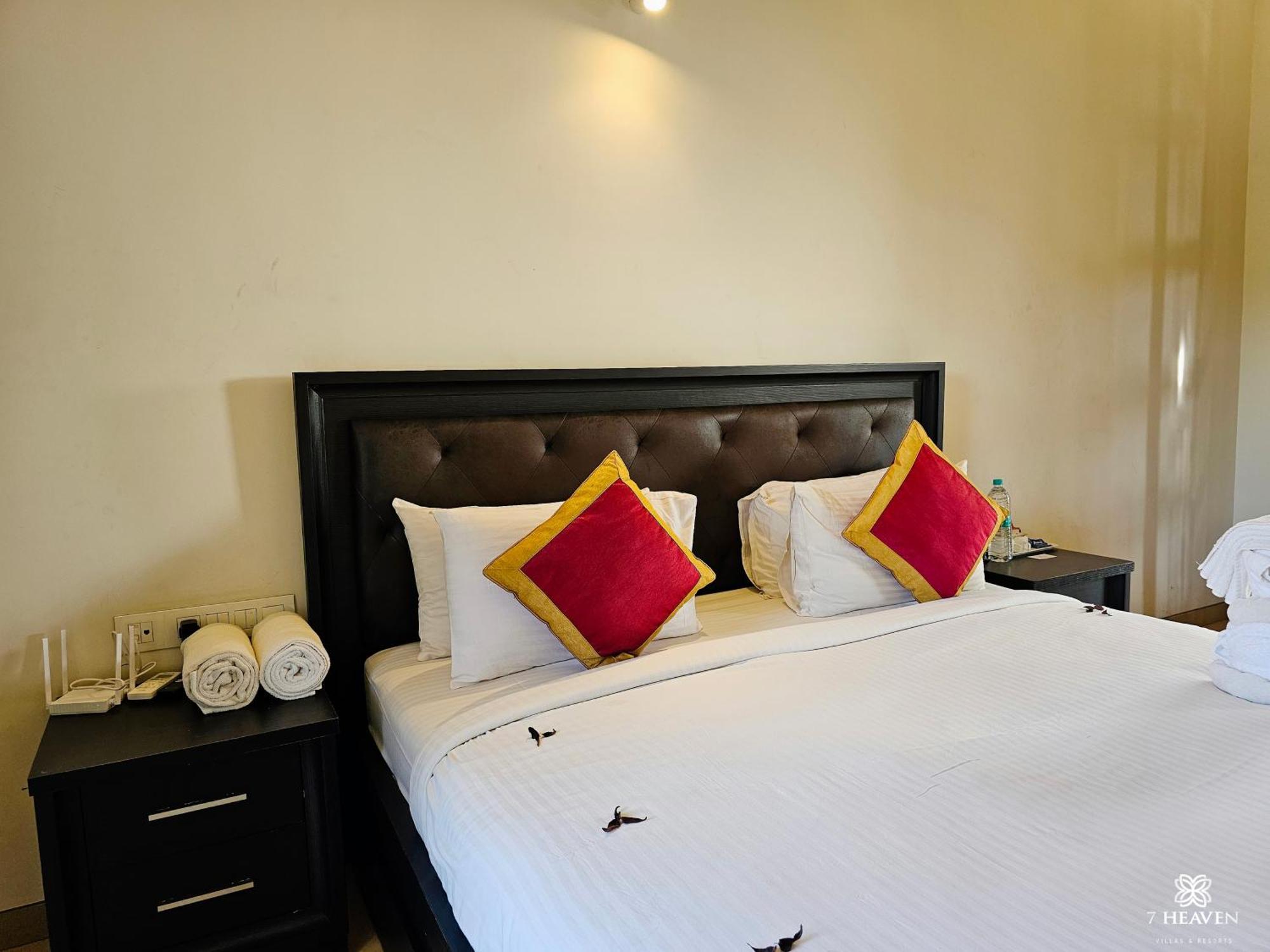7 Heaven Villas & Resorts Chikmagalūr Kültér fotó