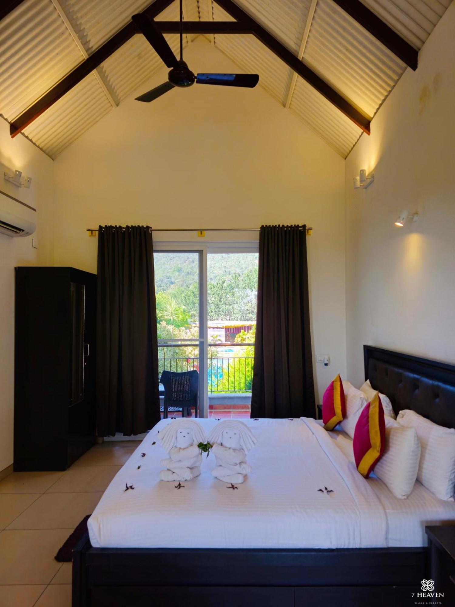 7 Heaven Villas & Resorts Chikmagalūr Kültér fotó