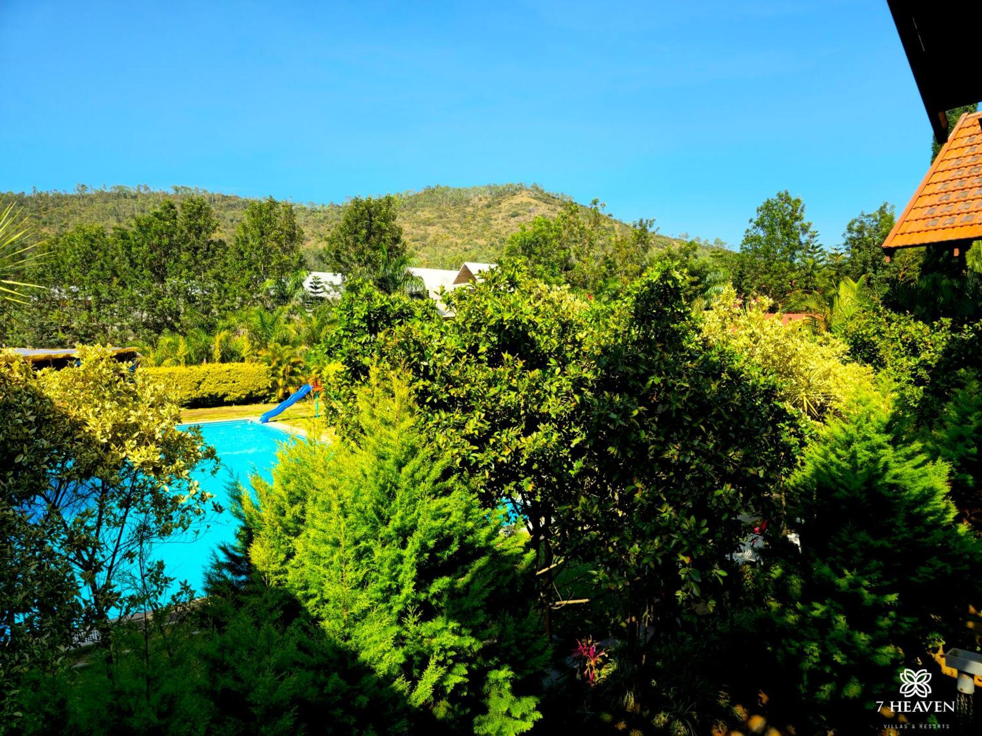 7 Heaven Villas & Resorts Chikmagalūr Kültér fotó