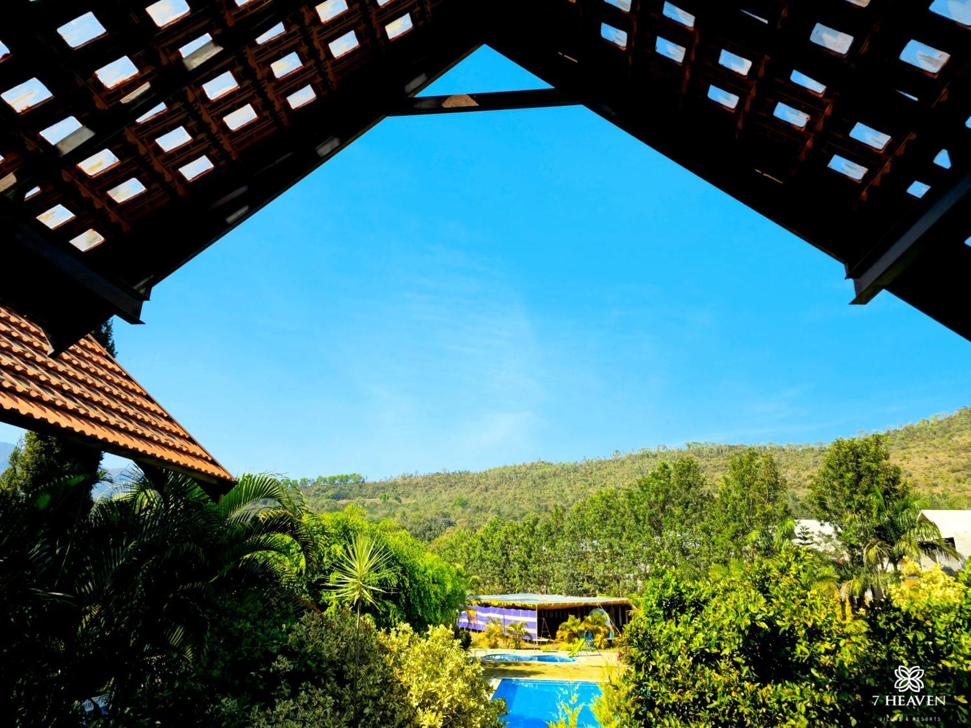 7 Heaven Villas & Resorts Chikmagalūr Kültér fotó
