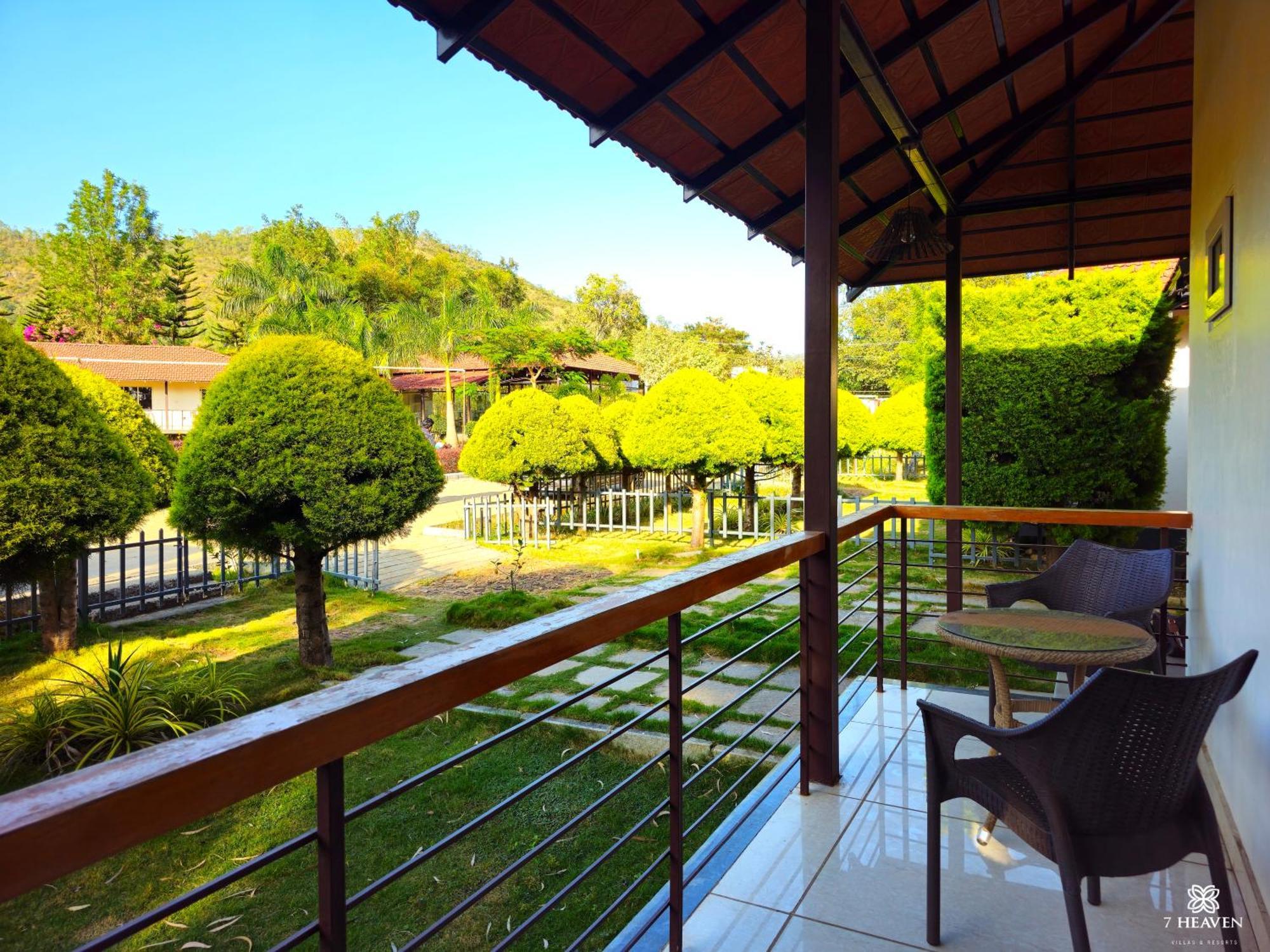 7 Heaven Villas & Resorts Chikmagalūr Kültér fotó